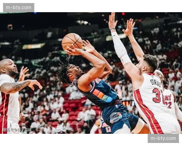 凯尔特人武切维奇低位策应融入，马祖拉实验性防守策略应对移动短板